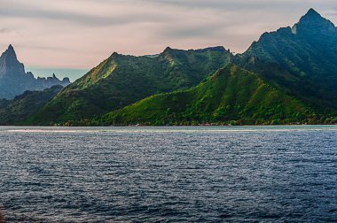 Moorea, Fransız Polinezyası, Şubat 05, 2016: Ada Görünümü