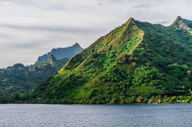 Moorea, Fransız Polinezyası, Şubat 05, 2016: Ada Görünümü