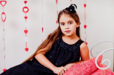 Tatil için stüdyoda kız