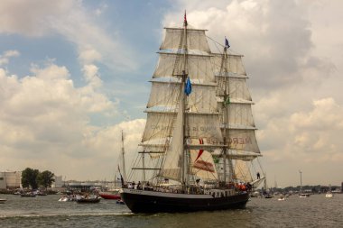 Amsterdam, Hollanda, 19 Ağustos 2015. Bu fotoğraf Amsterdam Sail etkinliği sırasında çekildi. Bu resim sadece editörler için..