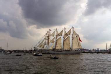 Amsterdam, Hollanda, 19 Ağustos 2015. Bu fotoğraf Amsterdam Sail etkinliği sırasında çekildi. Bu resim sadece editörler için..