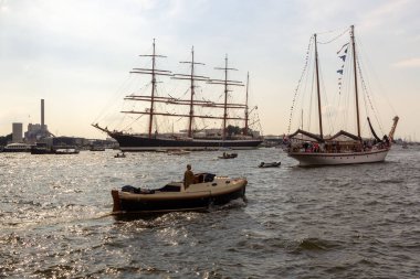 Amsterdam, Hollanda, 19 Ağustos 2015. Bu fotoğraf Amsterdam Sail etkinliği sırasında çekildi. Bu resim sadece editörler için..