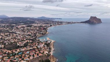 Turkuaz Sığ Hava Sahil Hattı, Uçurum Kıyısı boyunca Konut çatıları, Long Sandy Körfezi