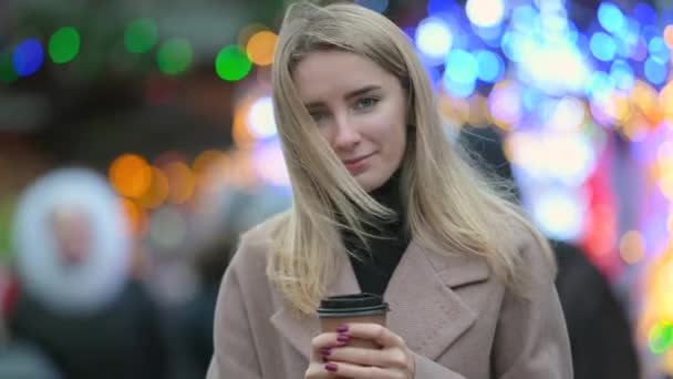 Portrait Smiling Young Girl Cup Hot Coffee Her Hands Stands — Vídeo de Stock