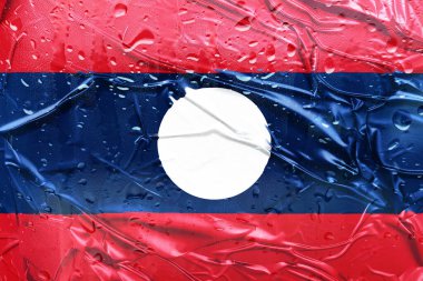 Su damlacıkları ile bayrak arkaplanı desenli, soyut ve vatansever bir kompozisyon yaratır..