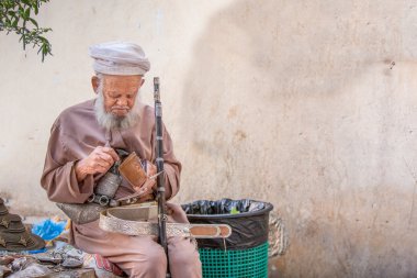 Omani ihtiyar