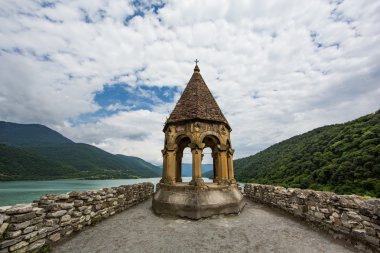 Şapel bir göl