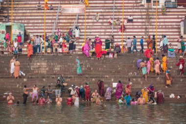  kalabalık, Ganj Nehri