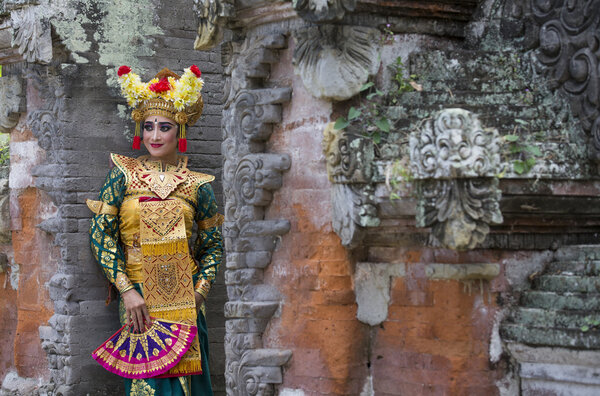 balinese dancer posing for the camera