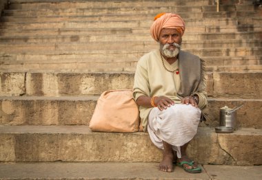 Sadu adam Ganj Nehri tarafından
