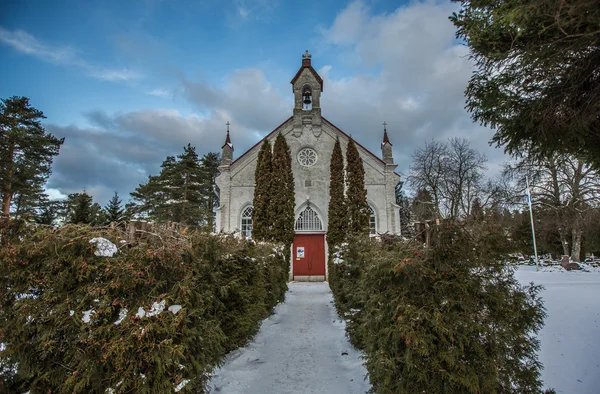 Mały kościół w okolicy Estonii — Zdjęcie stockowe