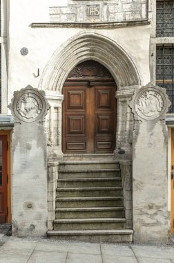 Tallinn, Estonya, 18 Mart 2021, Covid Salgını sırasında Tallinn 'in boş sokakları