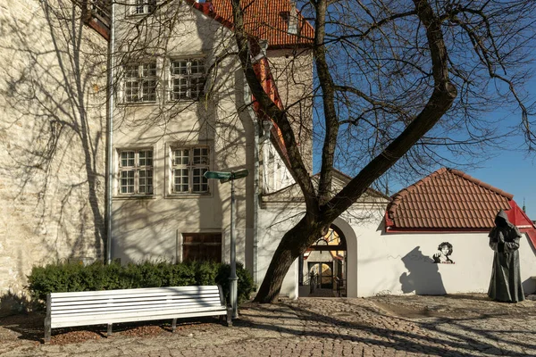 Tallinn, Estonya, 18 Mart 2021, Covid Salgını sırasında Tallinn 'in boş sokakları