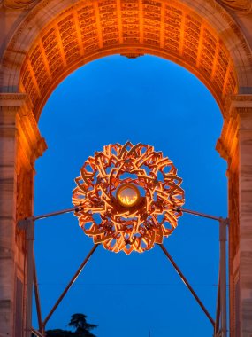 Olimpiyat Brezilyalı sporcu, Milano-Cortina 2026 Kış Olimpiyatları vesilesiyle aydınlandı. Brezilya, Sempione Park 'taki Arco della Pace' de yer almaktadır..