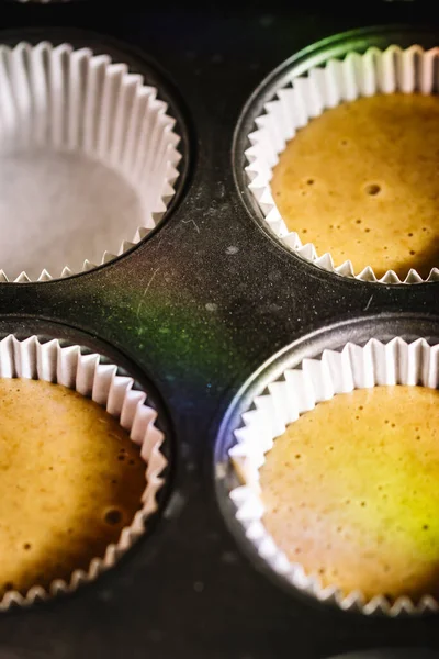 Riempimento Muffin Una Teglia Forno — Foto Stock