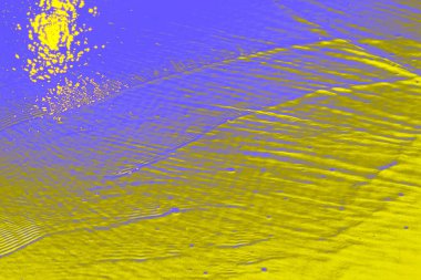 Dalgalanan suyla etkileşen ışığın oluşturduğu canlı renk yansımalarıyla soyut su yüzeyi dokuları. Bu yaratıcı, gerçek dışı arka planlar tasarım projeleri, dijital sanat eserleri, duvar kağıtları, afişler, modern görsel kavramlar için uygundur..