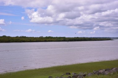 Sahilden deniz manzarası.