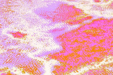 Organik akış şekillerine sahip yumuşak pembe ve altın soyut doku, lüks markalaşma, güzellik ürünleri, dijital tasarım, sunumlar ve yaratıcı görsel projeler için uygun sıcak ve zarif bir arkaplan oluşturur..