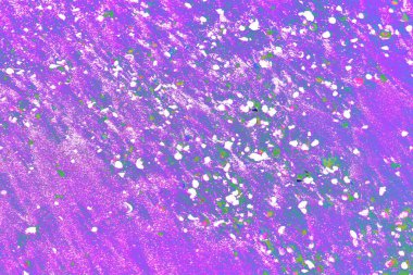 Yüksek çözünürlüklü mor kristal, ışıldayan organik parçacıklar, lüks, dijital sanat ve modern tasarım arka planlarına sahip soyut dokudan esinlenmiştir..