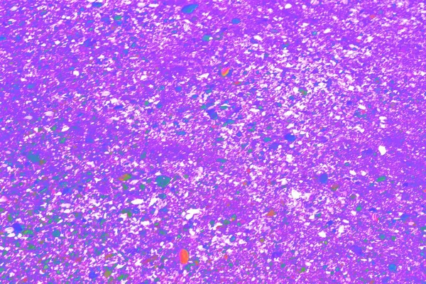 Yüksek çözünürlüklü mor kristal, ışıldayan organik parçacıklar, lüks, dijital sanat ve modern tasarım arka planlarına sahip soyut dokudan esinlenmiştir..