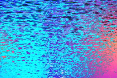 Göldeki buzun dokusu.