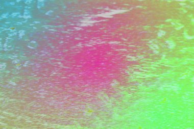 Katmanlı tahıl dokusu ve pürüzsüz tonsal geçişlerle soyut renk eğimli arkaplan. Modern tasarım, markalaşma, posterler, dijital sanat, duvar kağıtları, sunumlar ve yaratıcı görsel kullanım için etkileyici çok renkli arkaplan.