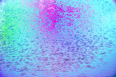 kabarcıklı renkli su yüzeyi