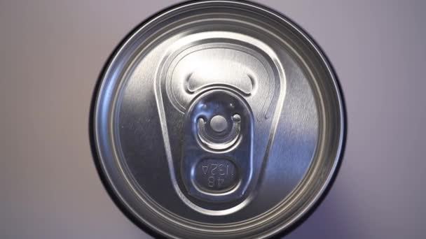 Apertura Lata Cerveza Soda Bebida Energética — Vídeo de stock