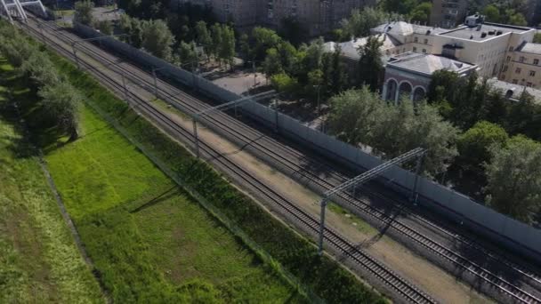 Metró és vasút légi kilátása — Stock videók