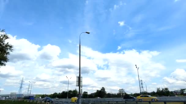 Μόσχα, Ρωσία Αύγουστος 03,2021.Time lapse of road with moving cars in Moscow City — Αρχείο Βίντεο