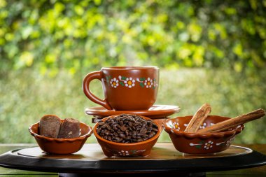 Meksika Cafe de Olla için malzemelerle dolu taşralı bir hayat.