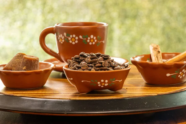 Cafe de olla geleneksel kahve.