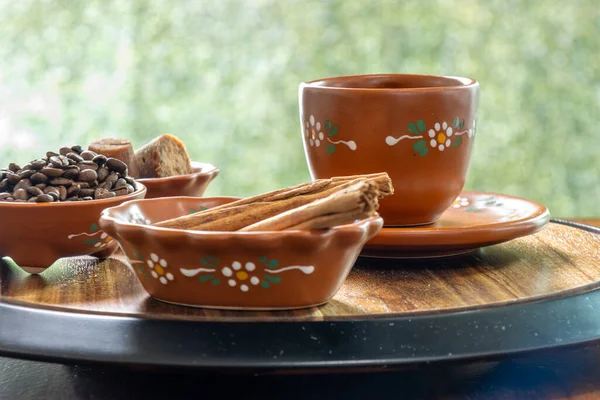 Meksika Cafe de Olla için malzemelerle dolu taşralı bir hayat.