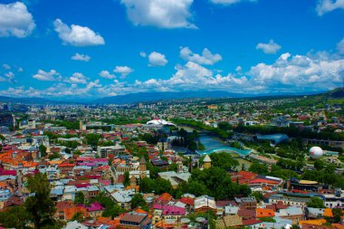 Gürcistan 'ın Tiflis kentindeki hava manzarası