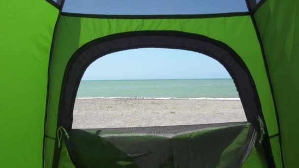 Медленно Уходит Внутренней Части Палатки Лагеря Пляже Открыть Великолепный Вид — стоковое видео