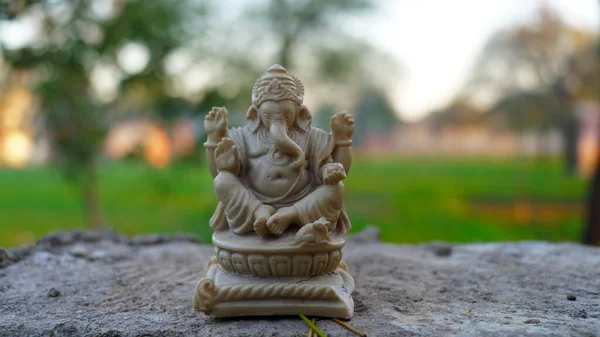 Color Gris Hermosa Figura Ganesha Dios Hindú Sabiduría Conocimiento Nueva — Foto de Stock