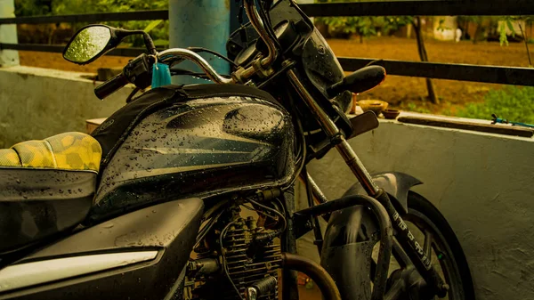May 2021 Reengus Sikar India Rain Drops Bike Motorcycle Body — Stock Photo, Image
