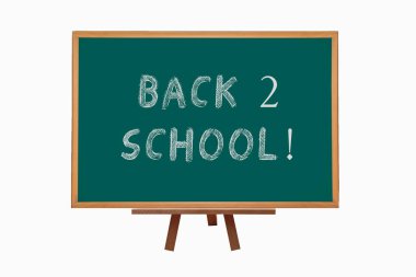 Tebeşir ve silgiyle yeşil karatahta ile izole arkaplan üzerine okul metni