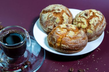 Brezilya 'da taze mısır ekmeği tipik olarak yenir