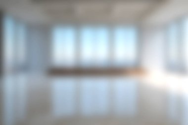 Bu resim, geniş pencereleri ve yansıtıcı zemini olan parlak ve havadar bir modern iç mekan sergiliyor. İç tasarım ve emlak projeleri için mükemmel..