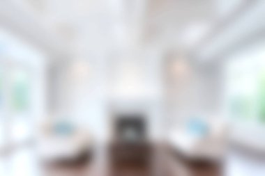 Parlak duvarları ve zarif mobilyaları olan, rahat ve davetkar bir ortam yaratan güzel tasarlanmış bir oturma odası. Alan doğal ışıkla dolu, rahatlama ya da sosyal toplanma için mükemmel..