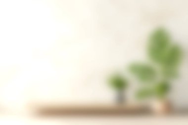 Berrak bir ahşap rafta yemyeşil bitkilerin serin bir ortam için yumuşak, dokulu bir arka plana dayandığı sakin bir kapalı sahne..