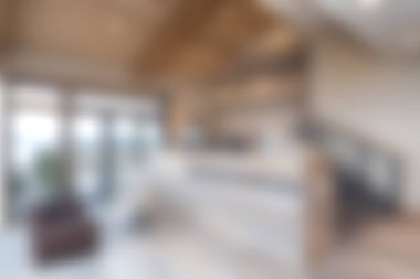 Doğal ışık ve şık dekorlarla dolu modern bir minimalist yaşam alanının dinginliğini hissedin. Bu açık alan rahat ve davetkar bir atmosfer yaratıyor rahatlama ve toplanma için mükemmel..