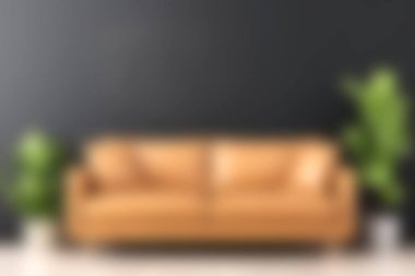 Karanlık bir duvara yaslanmış, canlı saksı bitkileriyle tamamlanmış rahat deri bir kanepe, rahatlama ve stil için sıcak ve davetkar bir iç mekan yaratıyor..