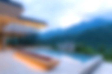 Huzurlu bir dağ inzivası yaşayın nefes kesici manzaralı büyüleyici bir sonsuzluk havuzu. Doğanın güzelliği arasında rahatlama ve rahatlama için ideal..