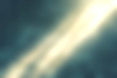 Güzel bir güneş ışığı oyunu tozun içinden süzülüyor, desenli beton zemini ısıtıyor, sanatsal görseller için sakin ve rahatlatıcı bir ortam yaratıyor..