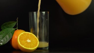 siyah taze portakal suyu