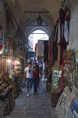 TUNISIA Tunus -- 03 Eylül 2011 -- Orta Tunus 'taki La Souk de La Medina' da bir kadın mağazası -- Fotoğraf Jonathan Mitchell / Atlas Fotoğraf Arşivi