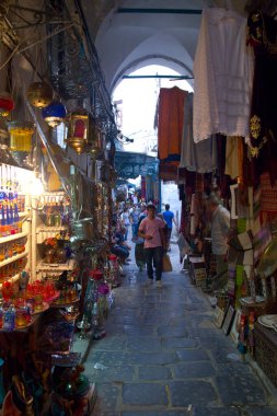 TUNISIA Tunus -- 03 Eylül 2011 -- Orta Tunus 'taki La Souk de La Medina' da bir kadın mağazası -- Fotoğraf Jonathan Mitchell / Atlas Fotoğraf Arşivi