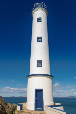 İspanya 'nın Cangas, Galiçya, Pontevedra bölgesindeki Cabo Ev Feneri.